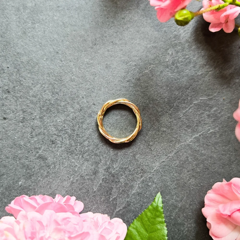 💥3 for $30💥 NWT Lovoda Braided Stacking Ring